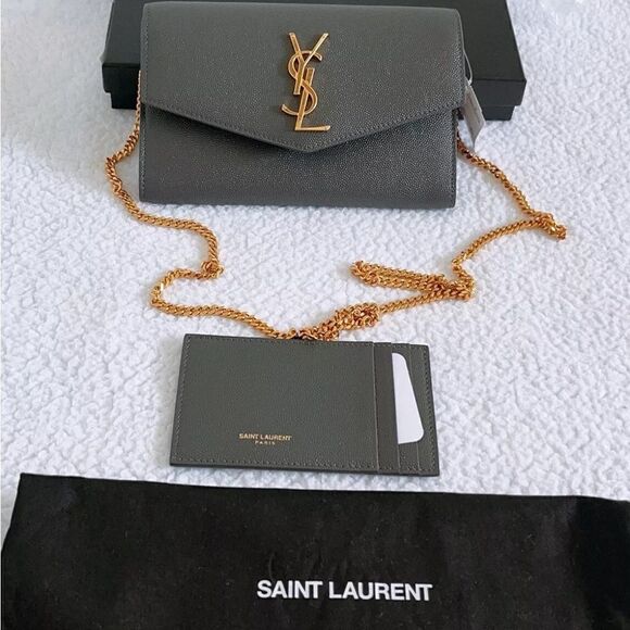 Women’s Ysl Saint Laurent uptown chain wallet in de poudre grain leather - Picture 14 of 16